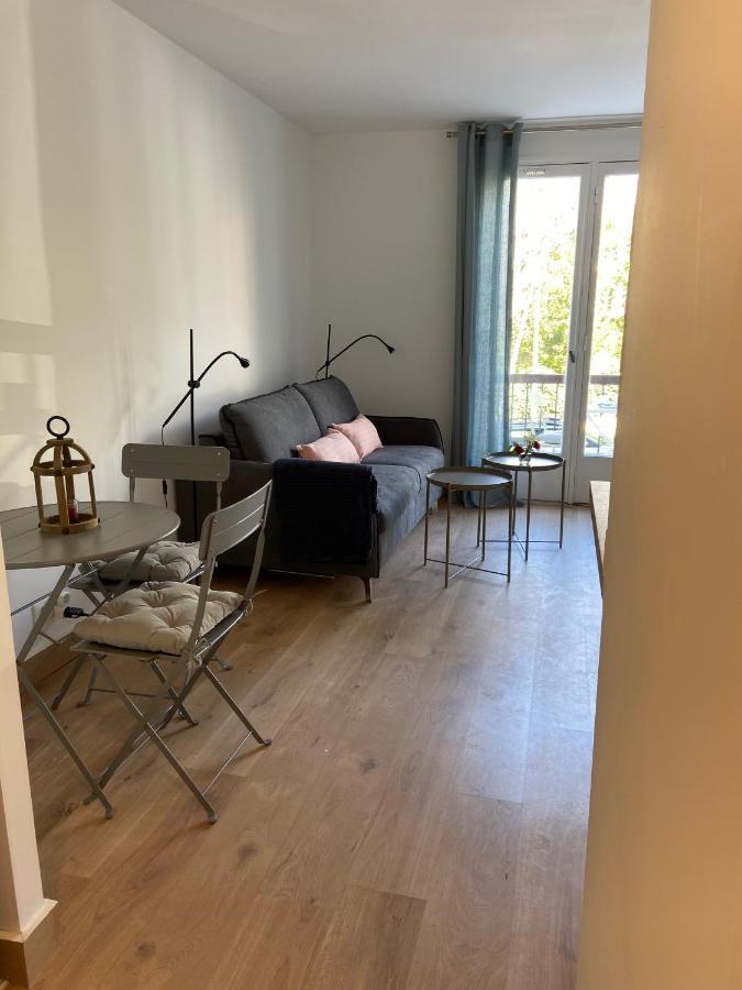 Jade, Studio Au Coeur De La Ville วิลเลร์-ซูร์-แมร์ ภายนอก รูปภาพ